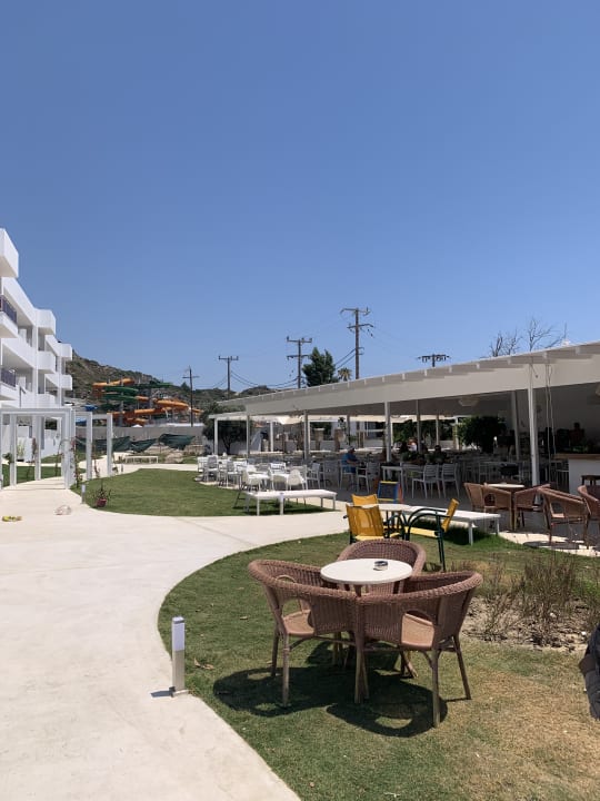 Gartenanlage Stamos Hotel