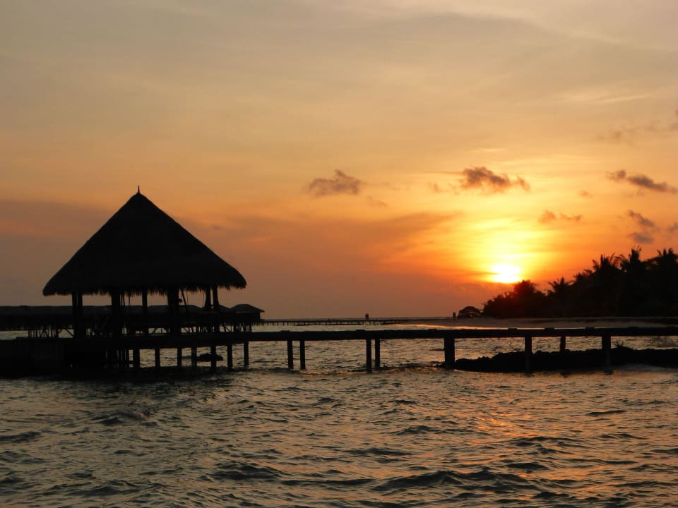 Sonnenuntergang Filitheyo Island Resort