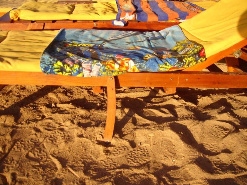 Defekte Armlehne von Strandliege 3 Sentido Caribbean World Soma Bay