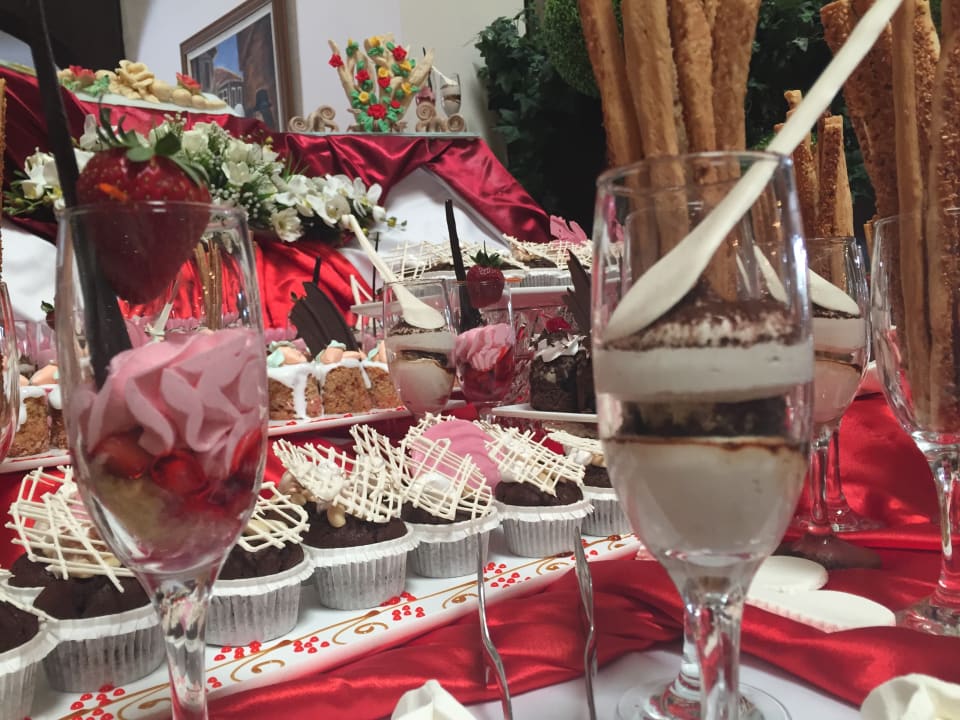 Gastro Hotel Royal Garden Beach