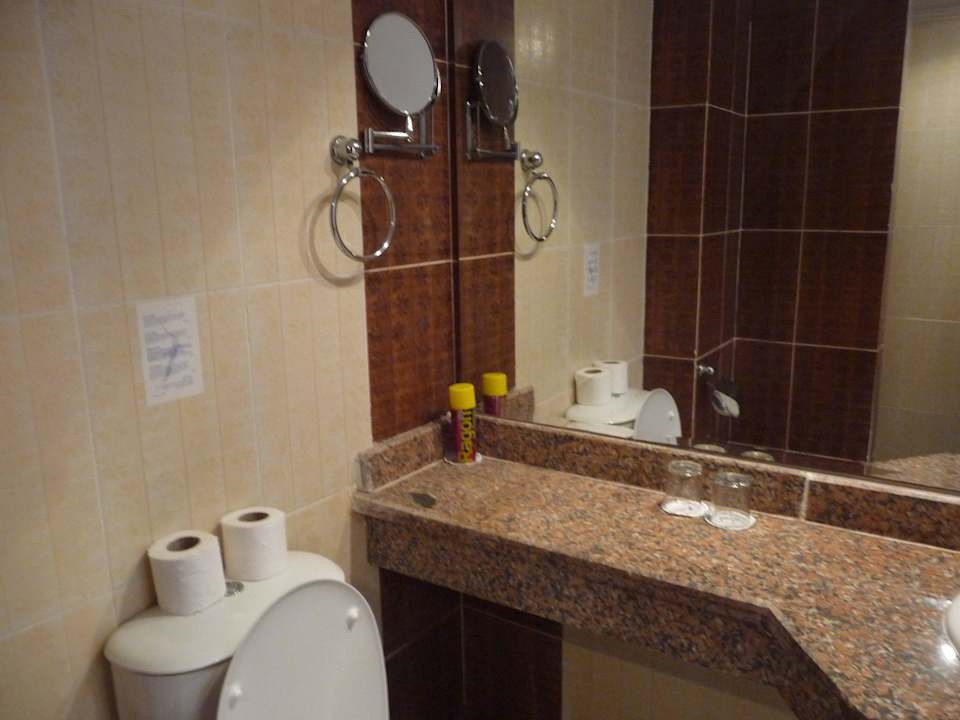 Badezimmer Beach Albatros Resort