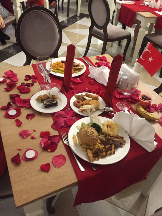 Gastro Well Palace Side