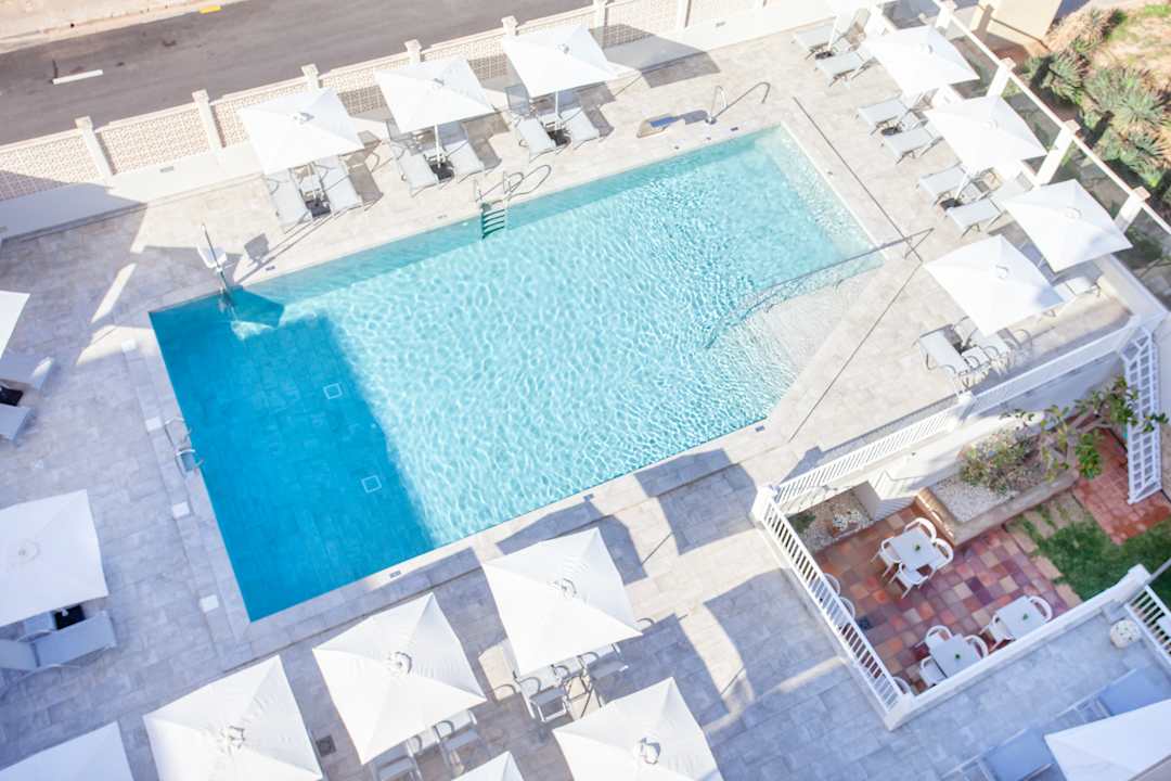 Pool BQ Apolo Hotel