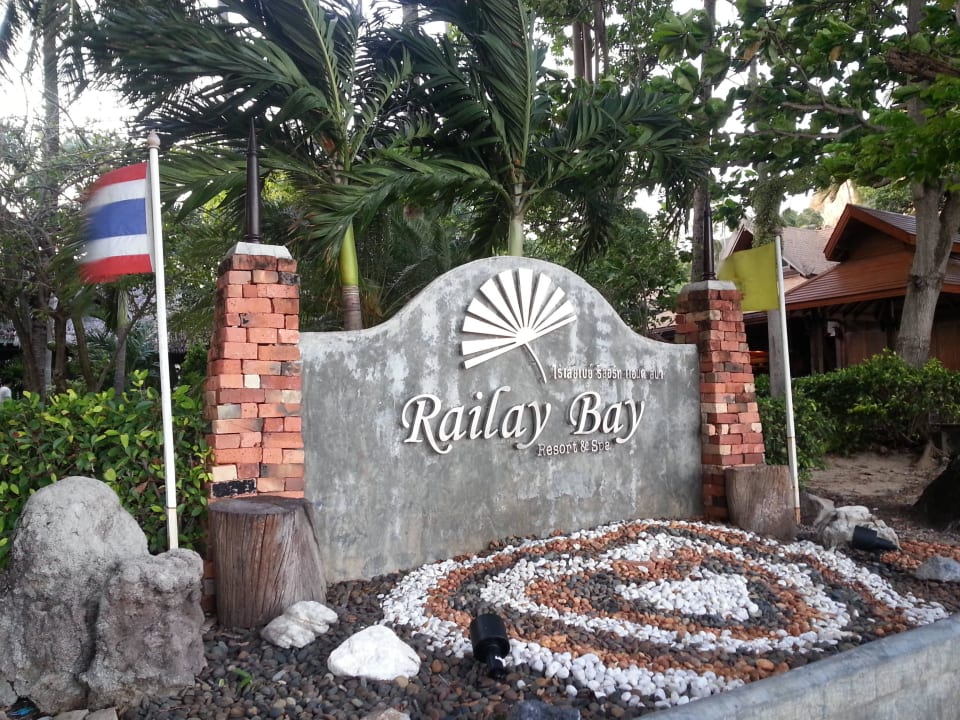 Wejście hotelu Hotel Railay Bay Resort & Spa