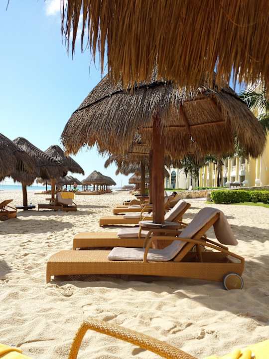 Der Hotelstrand JOIA Paraiso by Iberostar