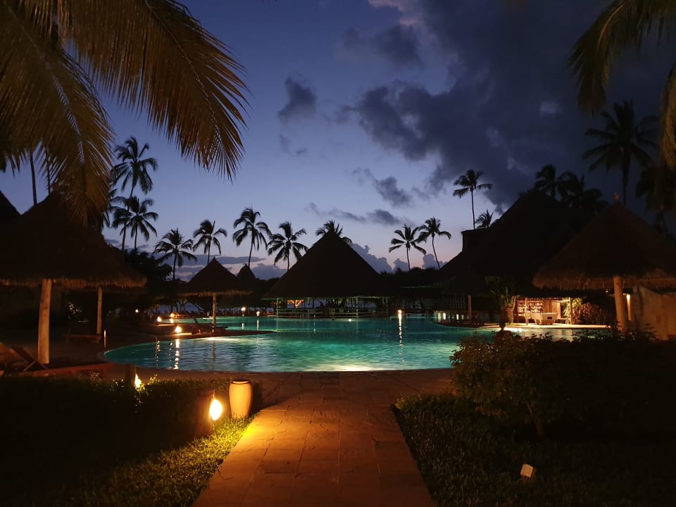 Pool Neptune Pwani Beach Resort & Spa