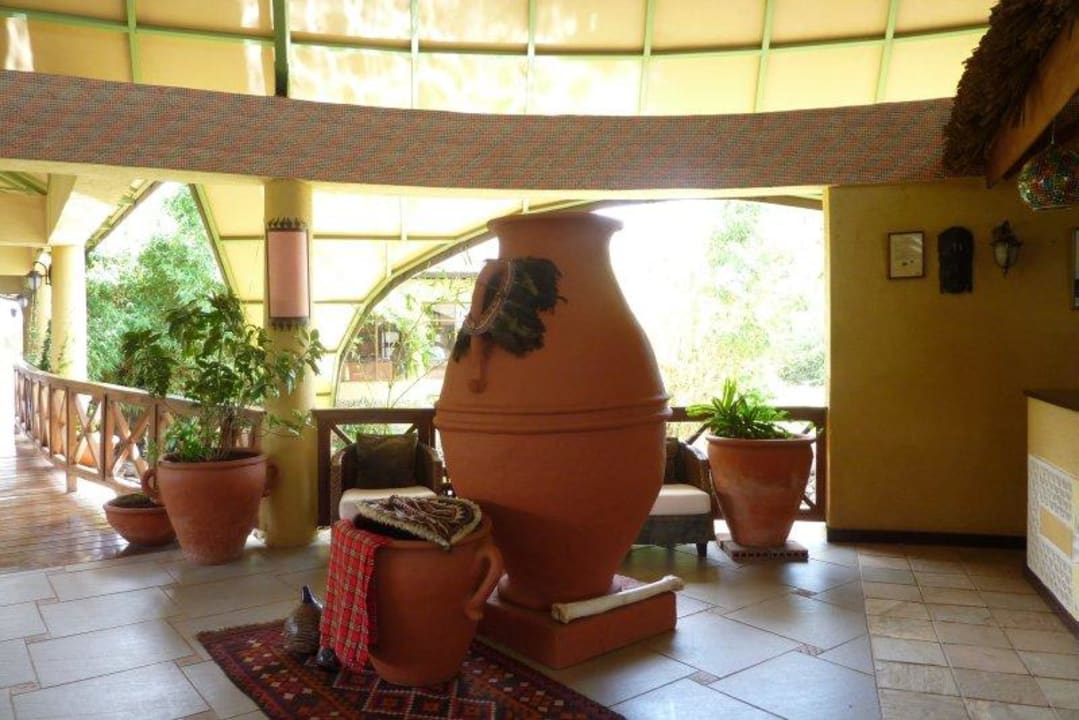 Deko in der Lobby Kilima Safari Camp