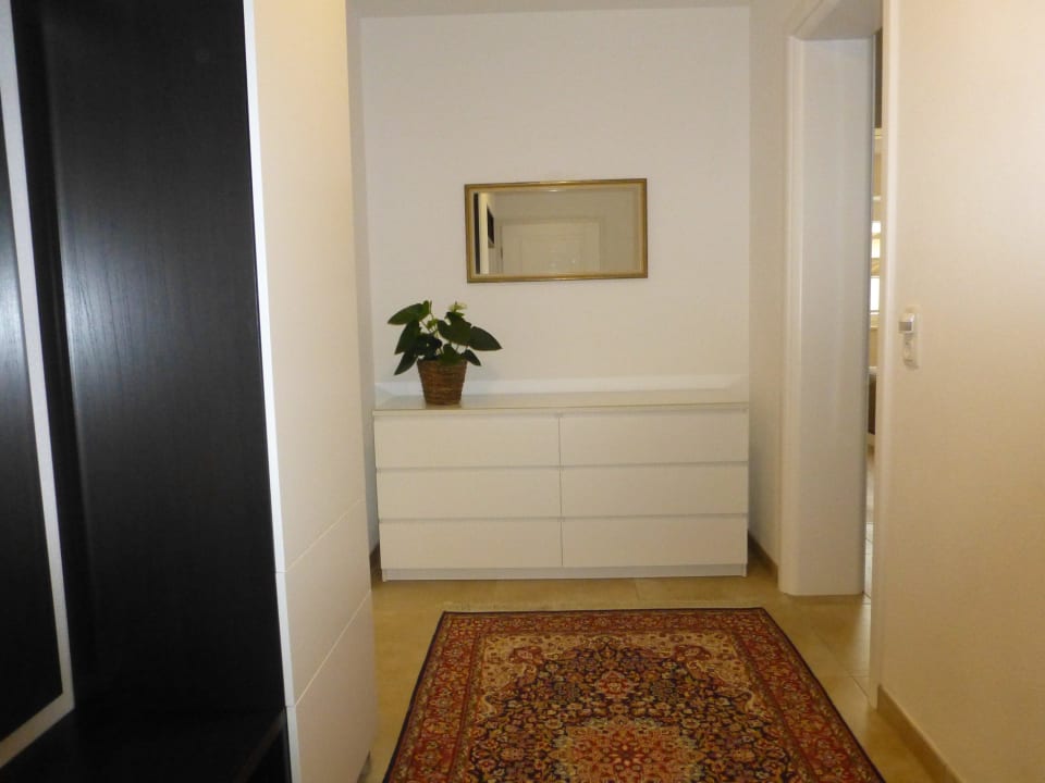 Vorraum mit Garderobe Residenz Granada