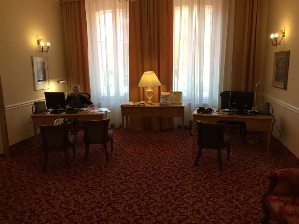 Kundenservice Kurhotel Pawlik - Aquaforum