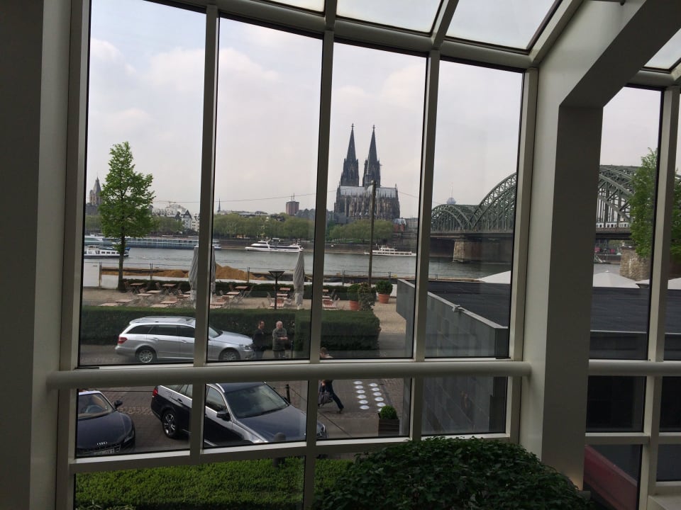Ausblick zum Dom Hyatt Regency Köln