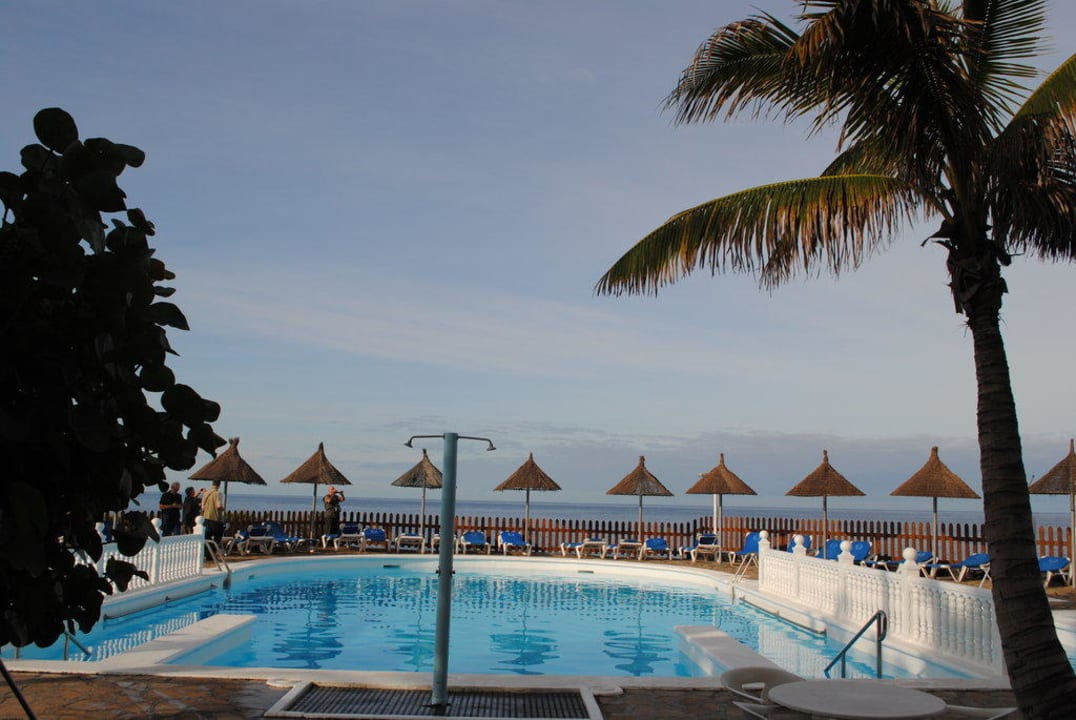 Pool mit Meeresblick Melia La Palma Hotel