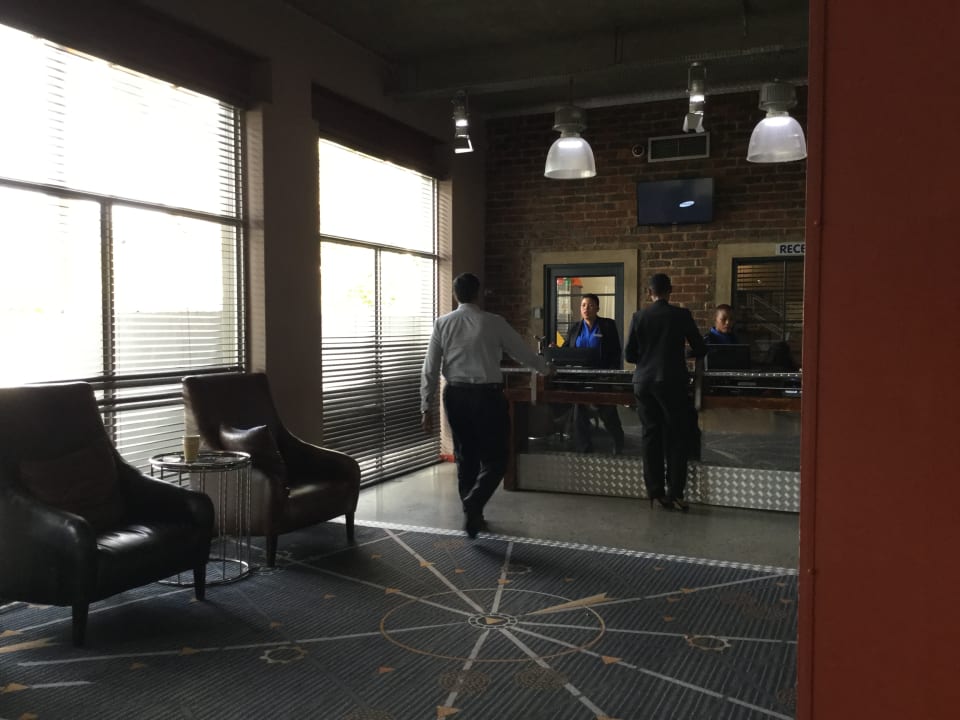 Lobby Protea Hotel OR Tambo Airport