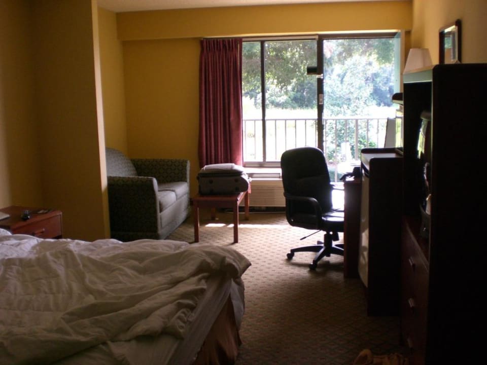Blick aus Richtung Bad ins Zimmer Hotel Quality Inn Airport Orlando