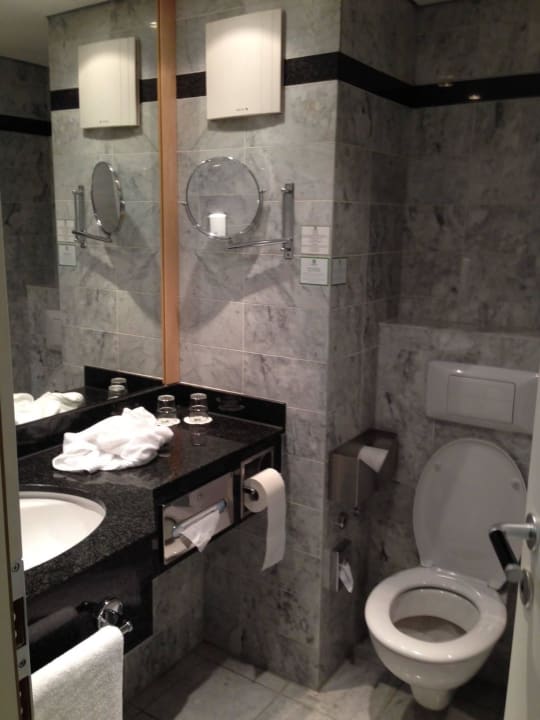 Waschtisch Holiday Inn Berlin Airport - Conference Centre