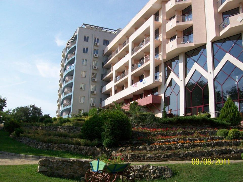 Blick auf die Rückfront Odessos Park Hotel