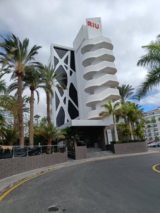 Außenansicht Hotel Riu Papayas