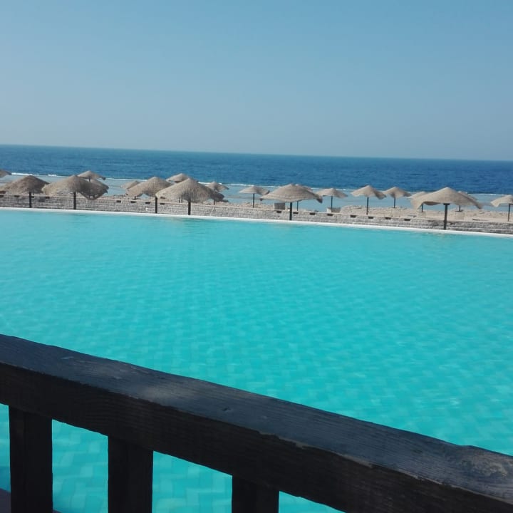 Pool Radisson Blu Resort, El Quseir