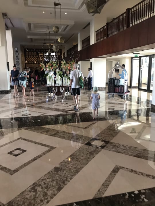 Lobby Steigenberger Aqua Magic