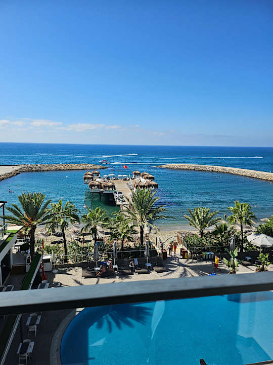 Strand Aria Resort & Spa
