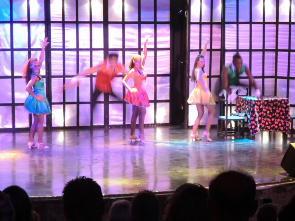 Show TUI MAGIC LIFE Africana