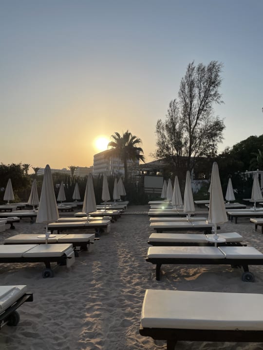 Strand Hotel Grecian Sands