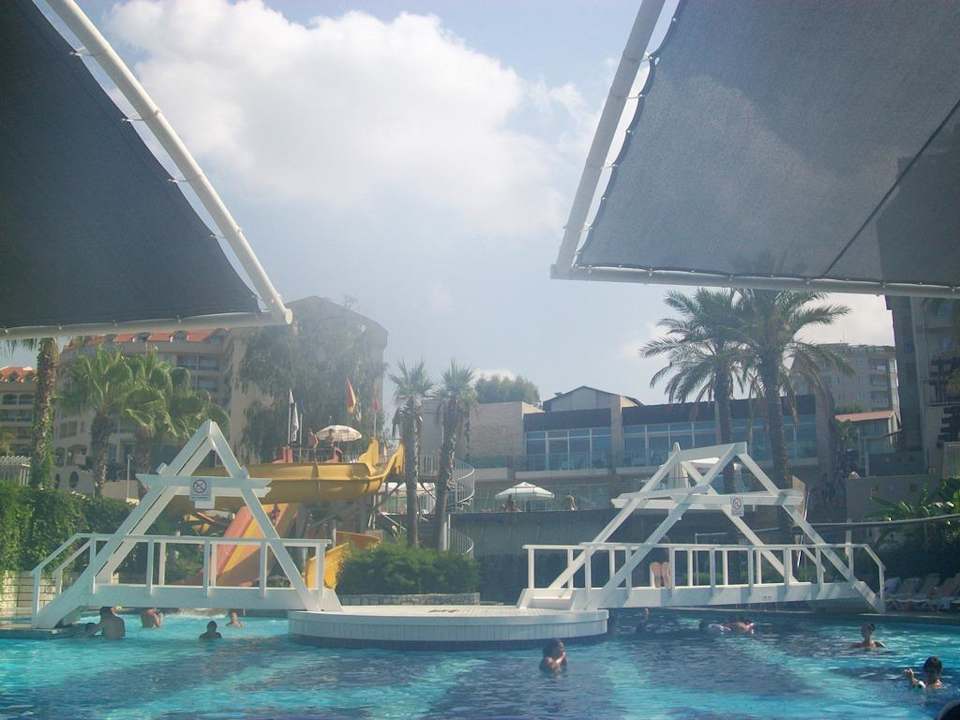 Pool mit Rutschen Sealife Buket Resort & Beach