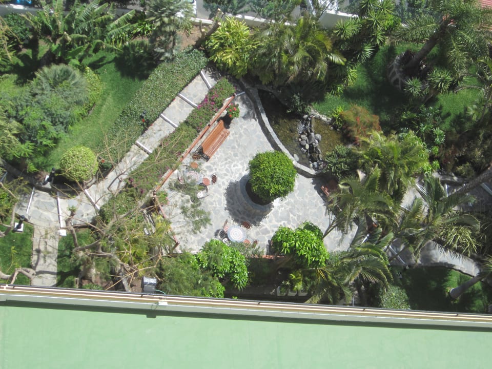 Gartenanlage allsun Hotel Lucana