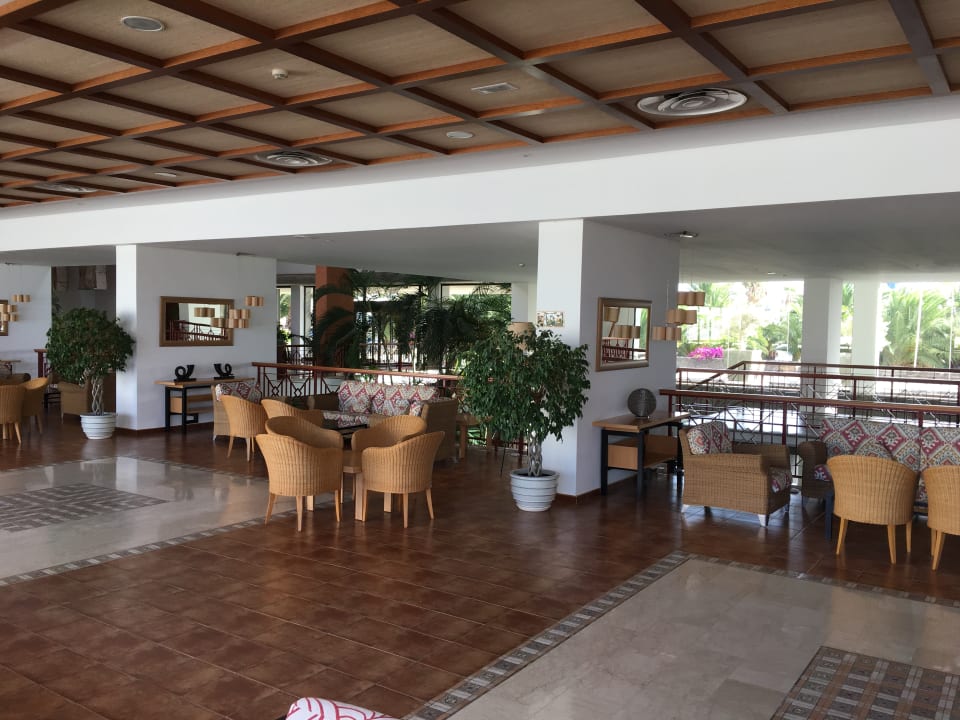 Lobby Hotel Costa Calero