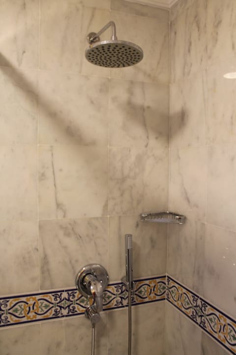 Zimmer - Badezimmer Dusche Park Club Europe