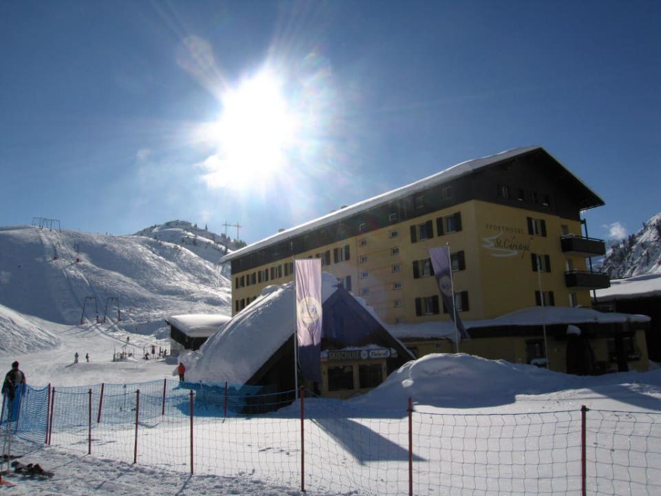 Aussenansicht Sporthotel Hit the Sky | Sporthotel