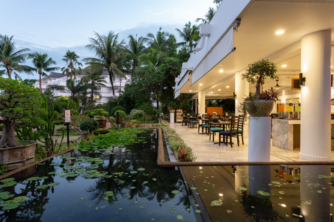 Gastro Thavorn Palm Beach Resort Phuket