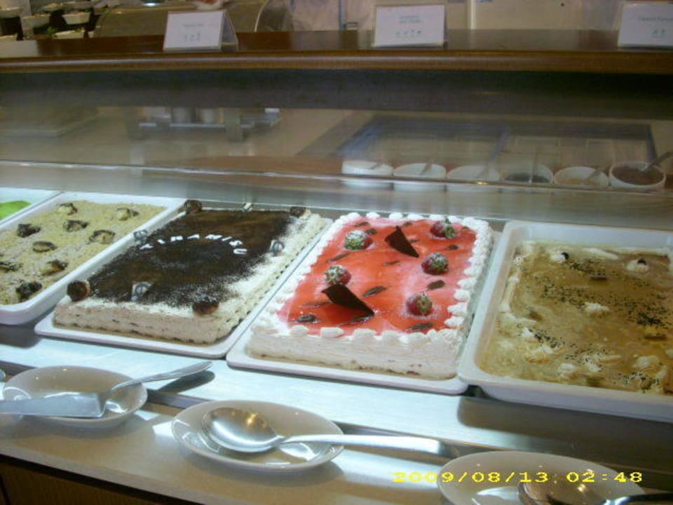 Dessertbuffet Apr.16 Crystal Springs Beach Hotel