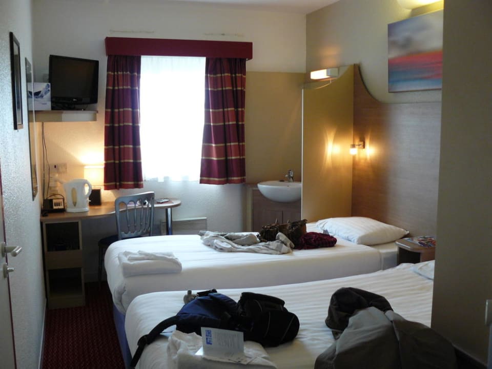Twin-Room ibis Styles London Excel