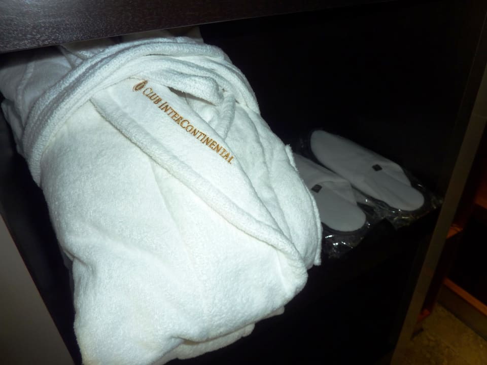 Bad, Bademäntel InterContinental Berlin