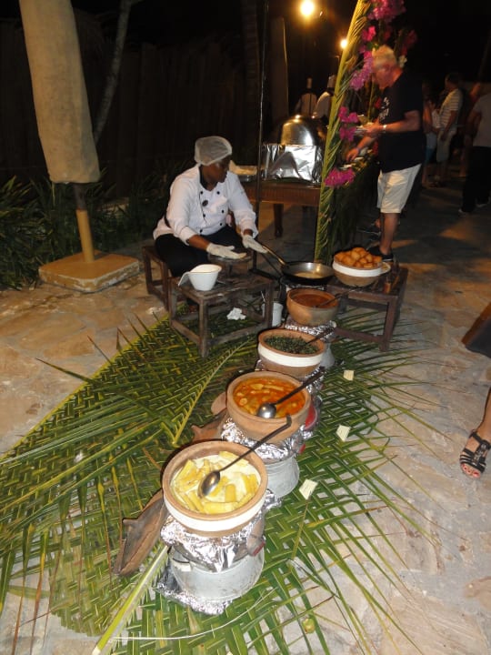 Gastro Sultan Sands Island Resort & Spa