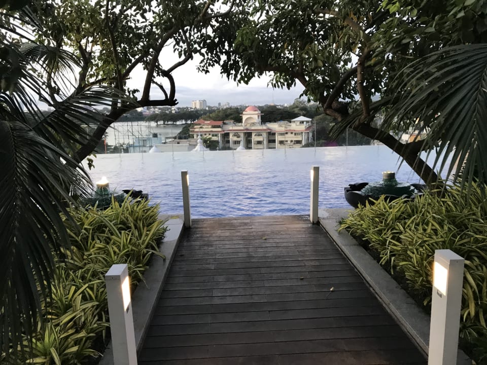 Pool Conrad Bengaluru