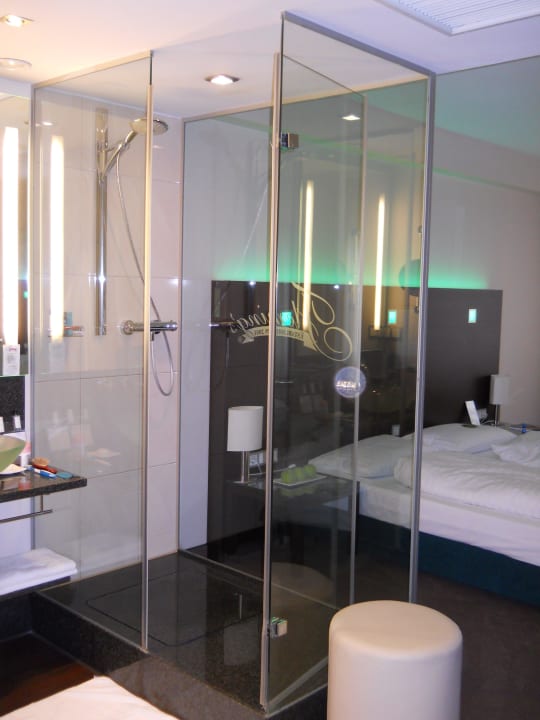 Blick von der Zimmertüre Flemings Hotel Wien-Stadthalle