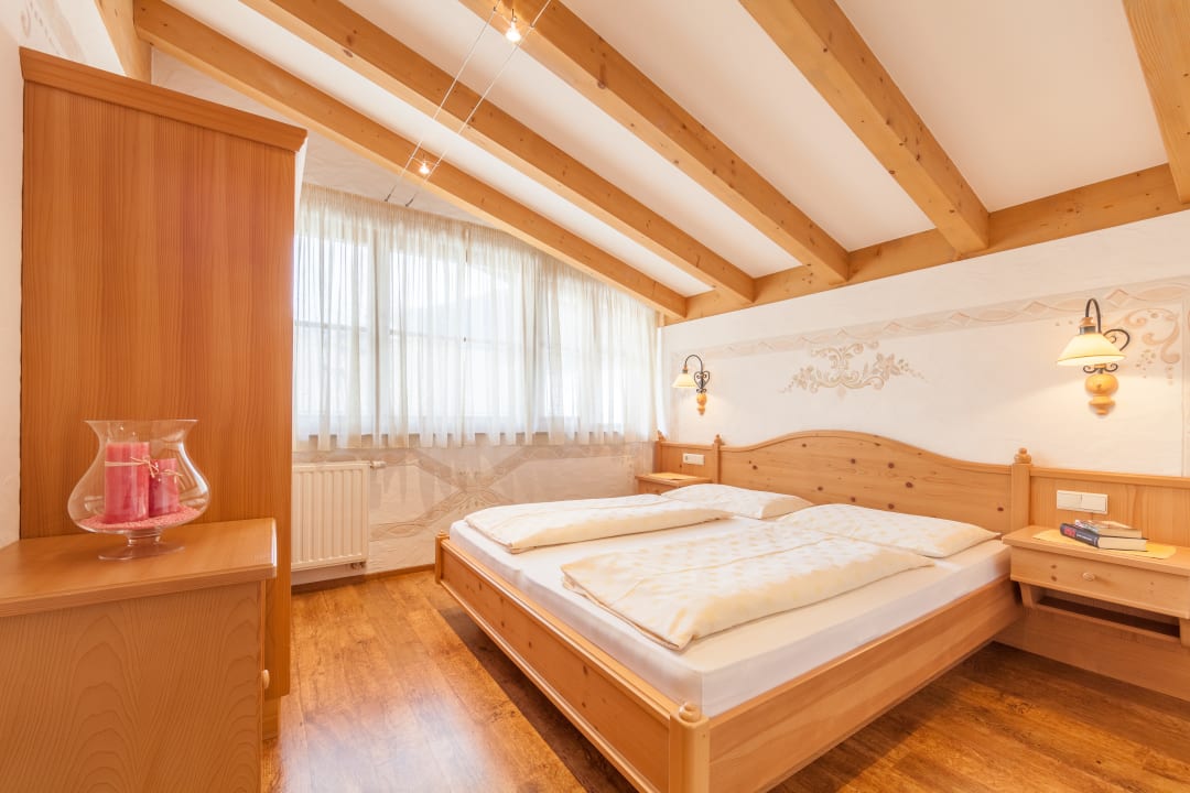 Zimmer Apartments Haus zur Vogelweide