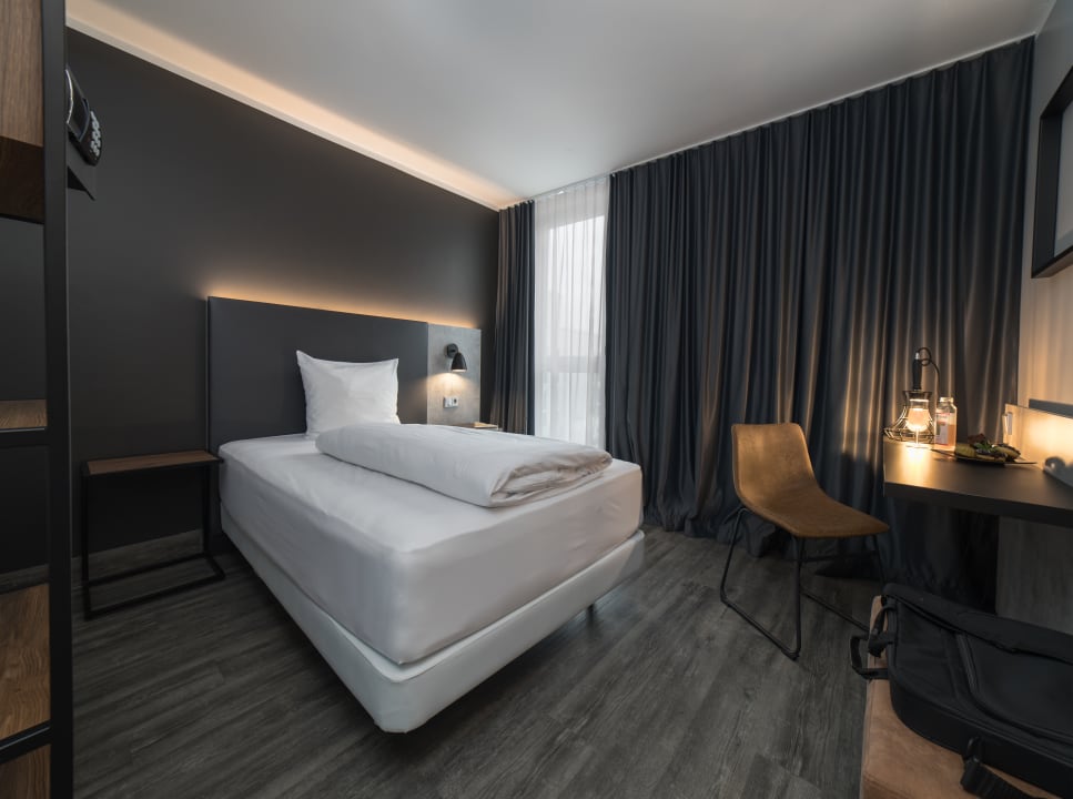 Zimmer SCOTTY + PAUL Hotel Deggendorf