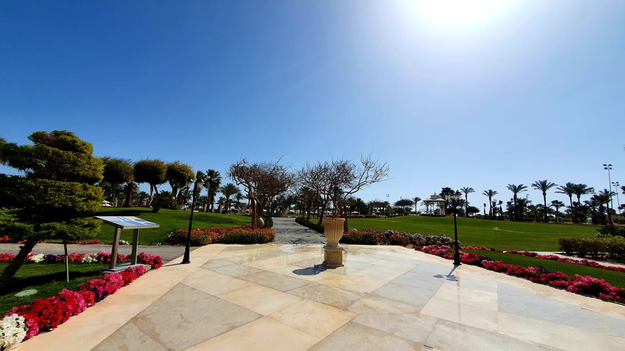 Gartenanlage Steigenberger ALDAU Beach Hotel