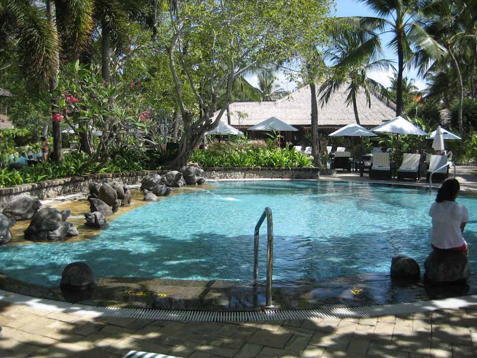 Pool mit vielen Düsen The Laguna A Luxury Collection Resort & Spa