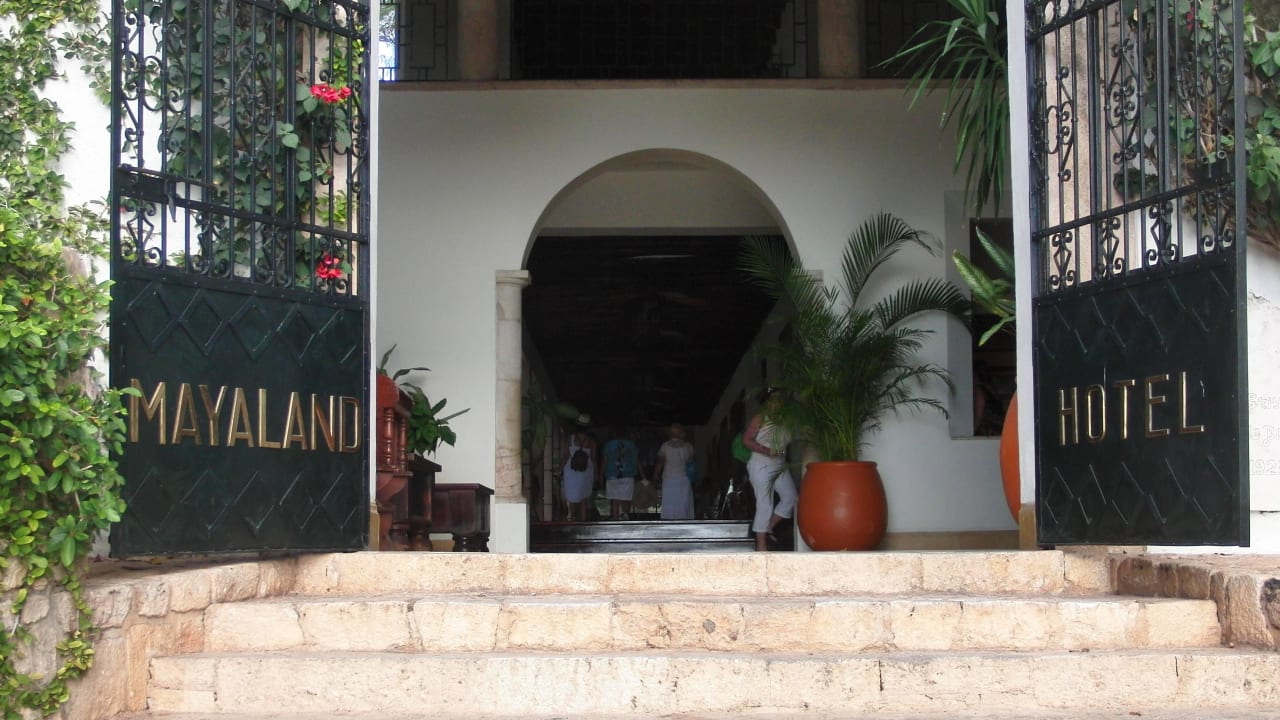 Hoteleingang Mayaland Chichen Itza Hotel Mayaland