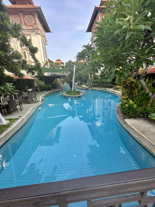 Pool Prime Plaza Hotel & Suites Sanur