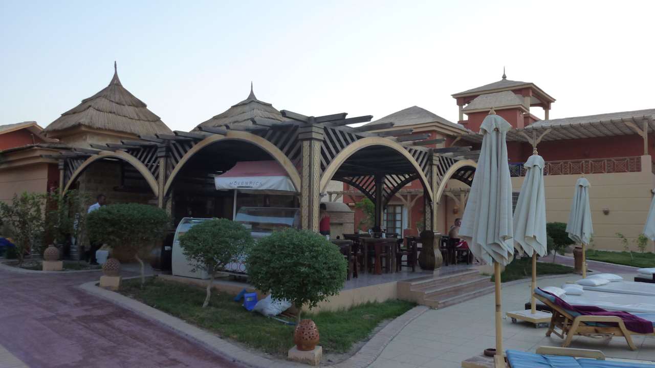 Poolbar und Imbiss Pickalbatros Alf Leila Wa Leila Resort - Neverland Hurghada