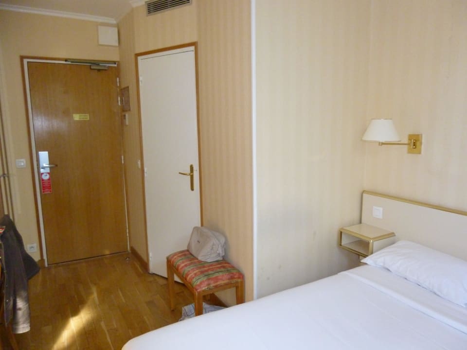 Standardzimmer Tourisme Hotel