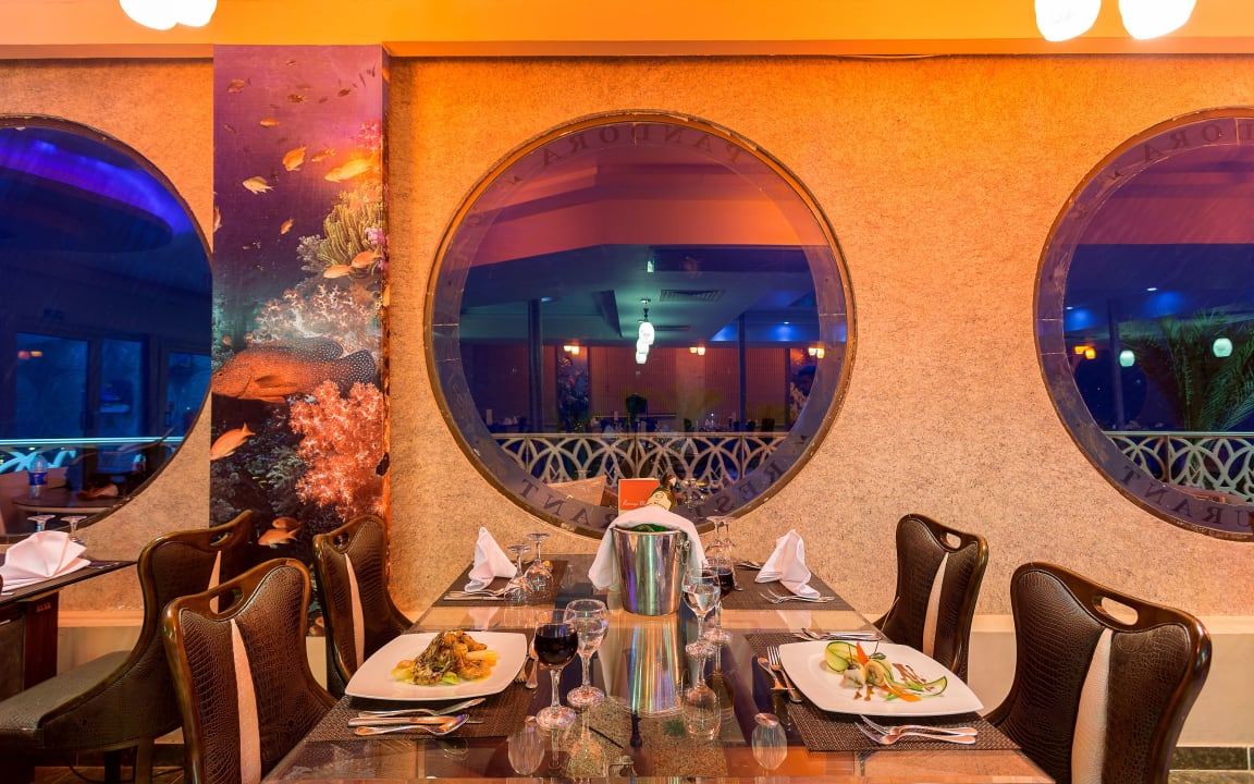 Gastro Riviera Aqua Park Resort