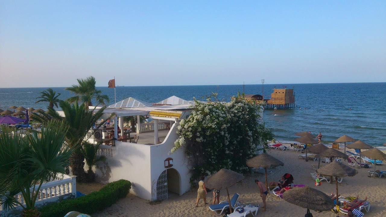 Strandbar und Schiff Alassio Hotel and Thalasso