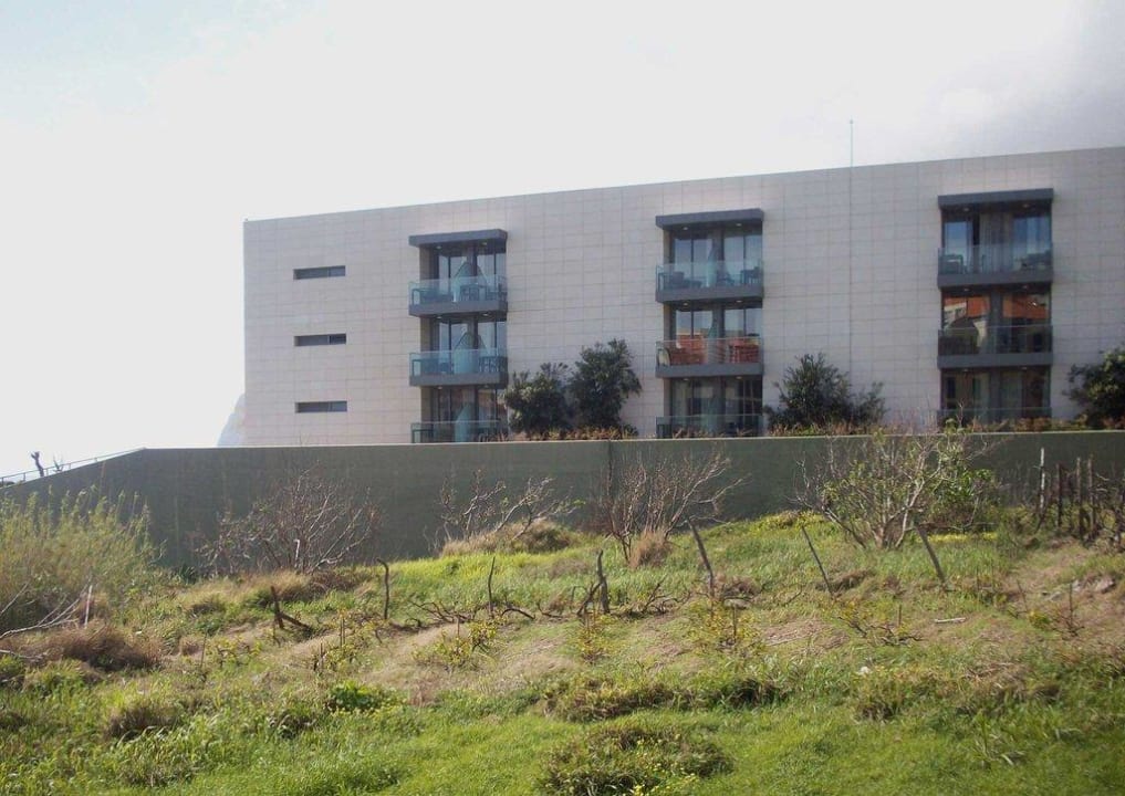 Block C von Land gesehen Hotel Golden Residence