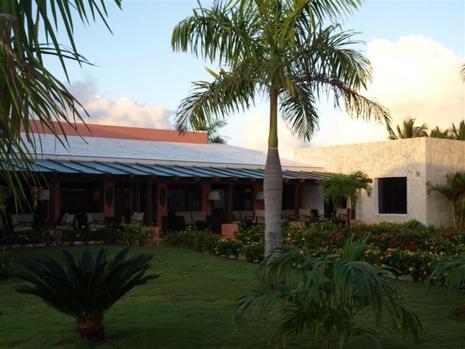 Vor der Pianobar Catalonia Royal Bavaro - Adults only