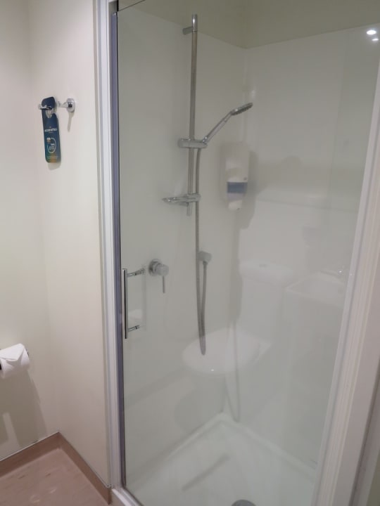 Zimmer Ibis budget Auckland Airport